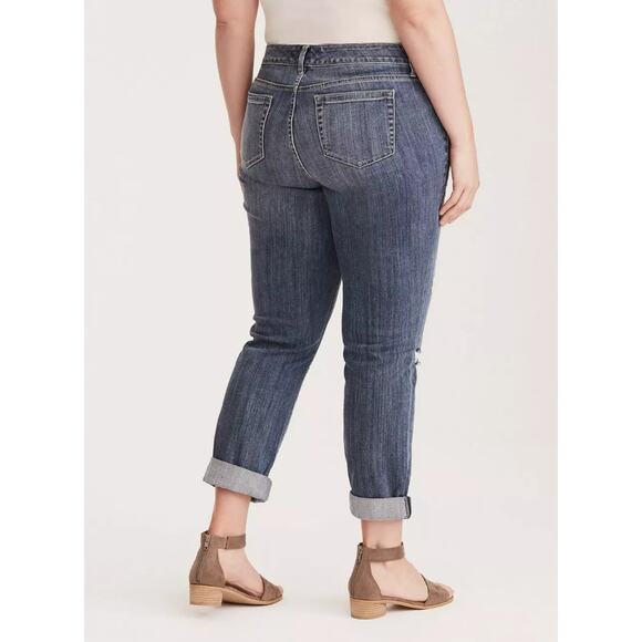 Torrid Premium Boyfriend Jeans Medium Wash with Floral Embroidery Mid Rise Denim - Picture 3 of 9